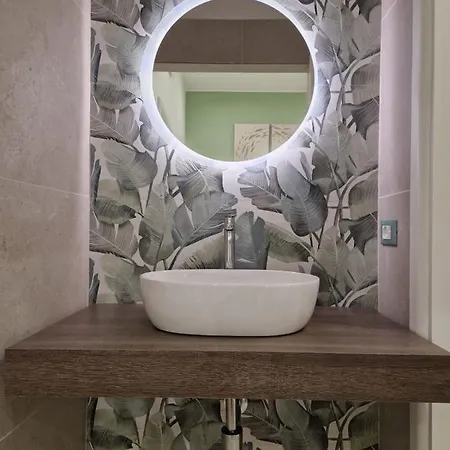 Ondina House Будинок відпочинку